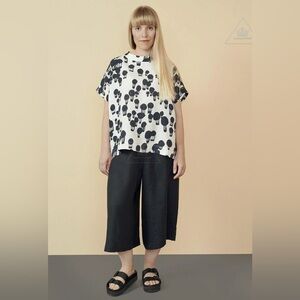 Papu black Linen Culottes NWT!!